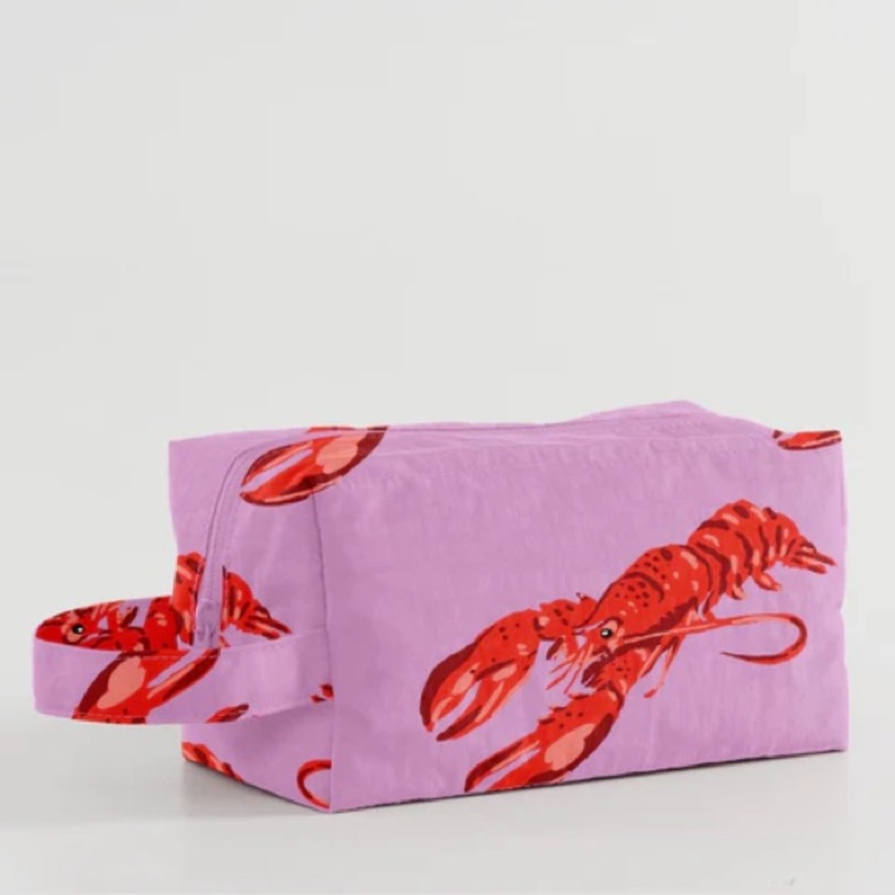 BAGGU — Dopp Kit — Pink Lobster — NWT